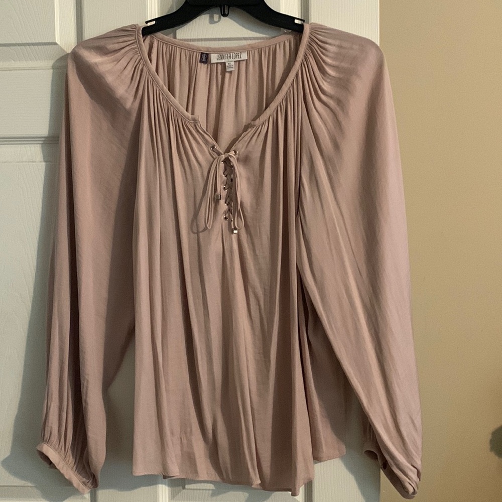 Jennifer Lopez blouse